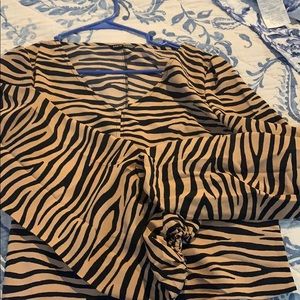 Tiger stripped blouse